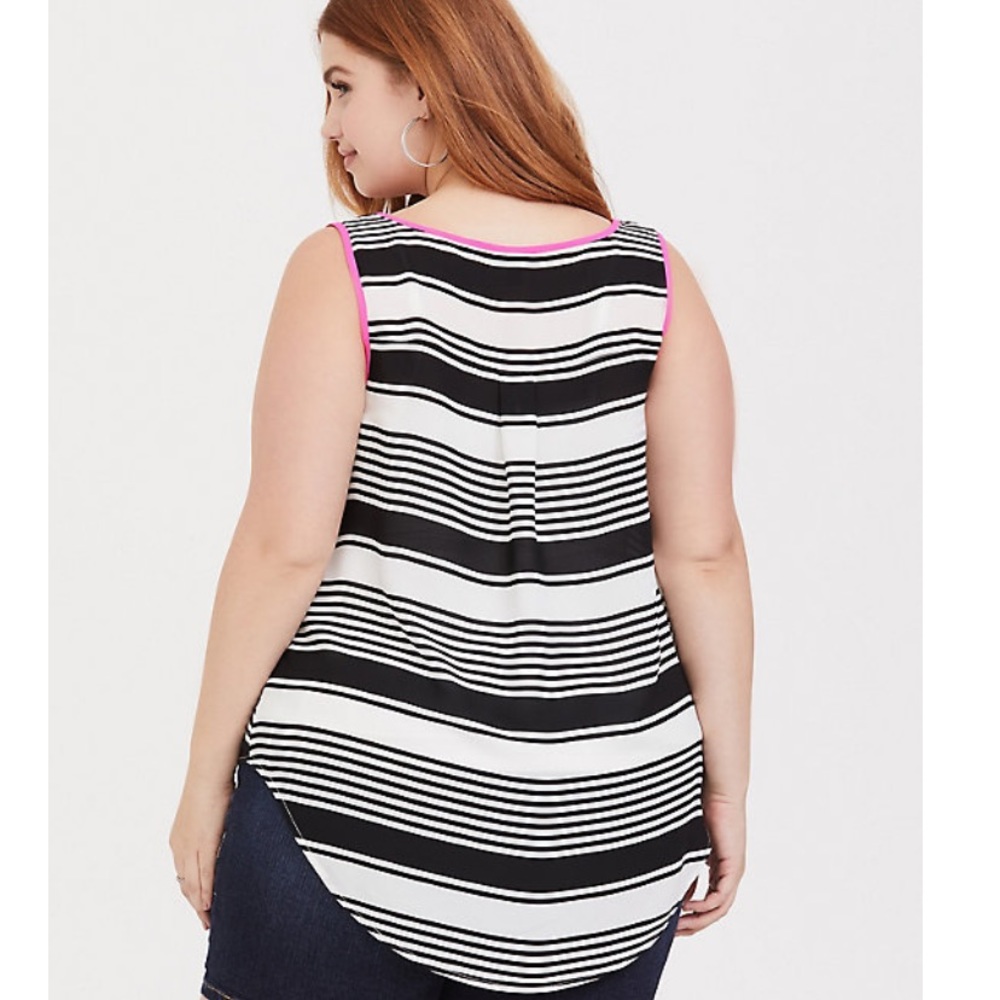 TORRID black and white striped pocket tank top - Picture 3 of 7